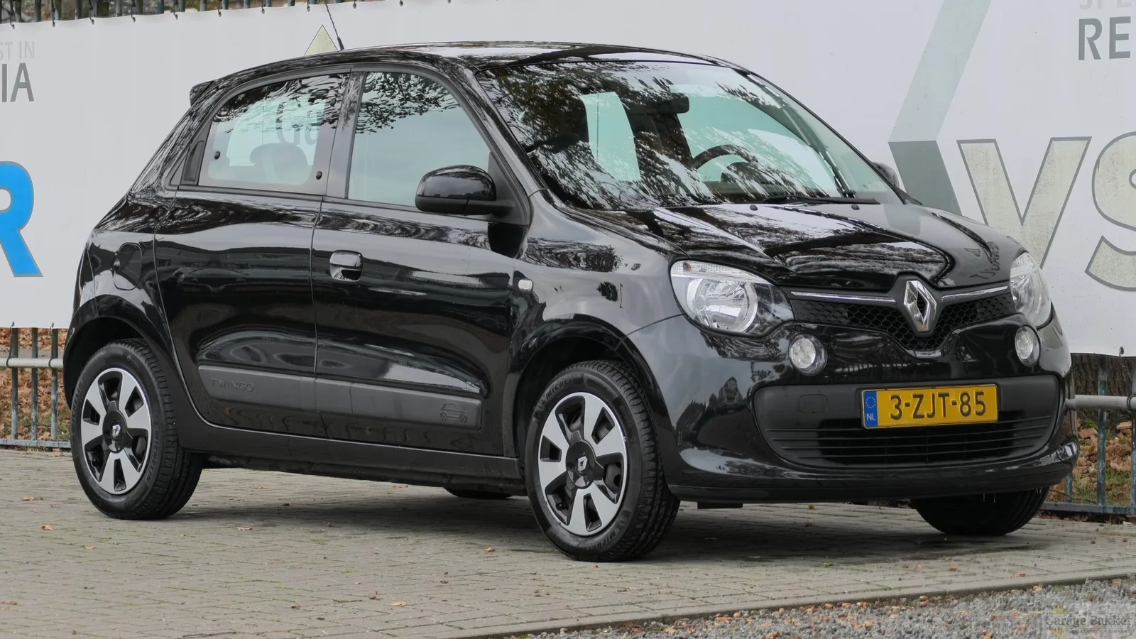 Renault Twingo (2015) — foto 1