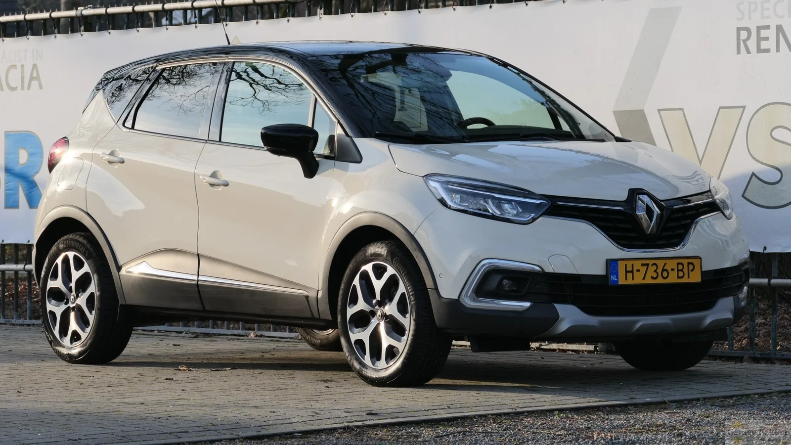 Renault Captur (2019) — foto 1