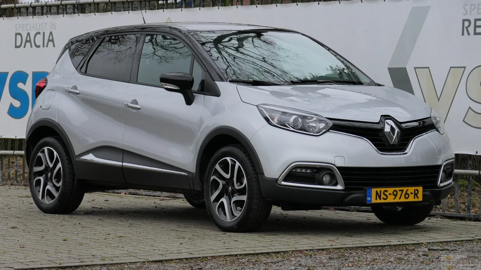 Renault Captur (2016) — foto 1