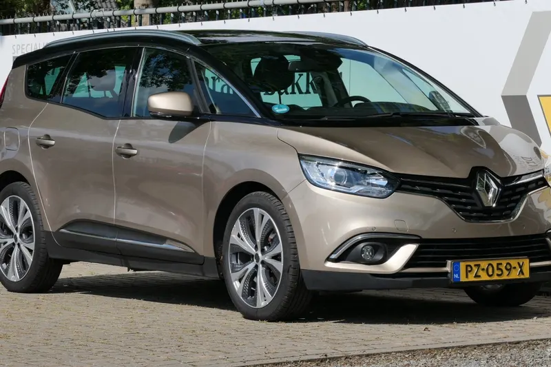 Renault Grand Scénic (2016)