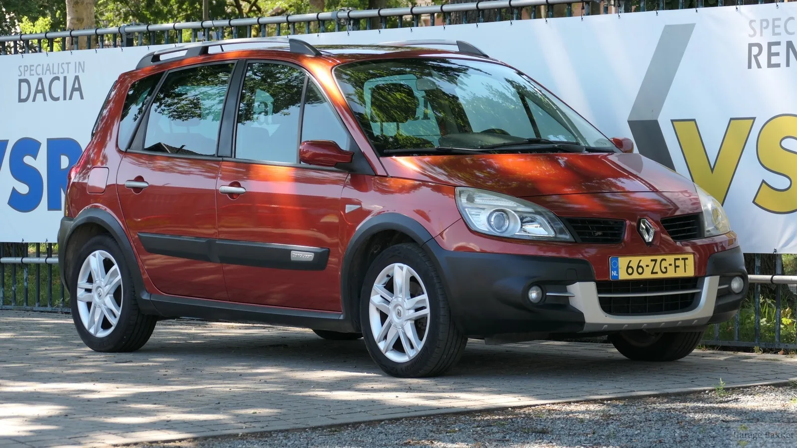 Renault Scénic (2008) — foto 1