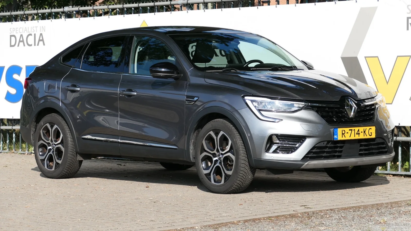 Renault Arkana (2022) — foto 1