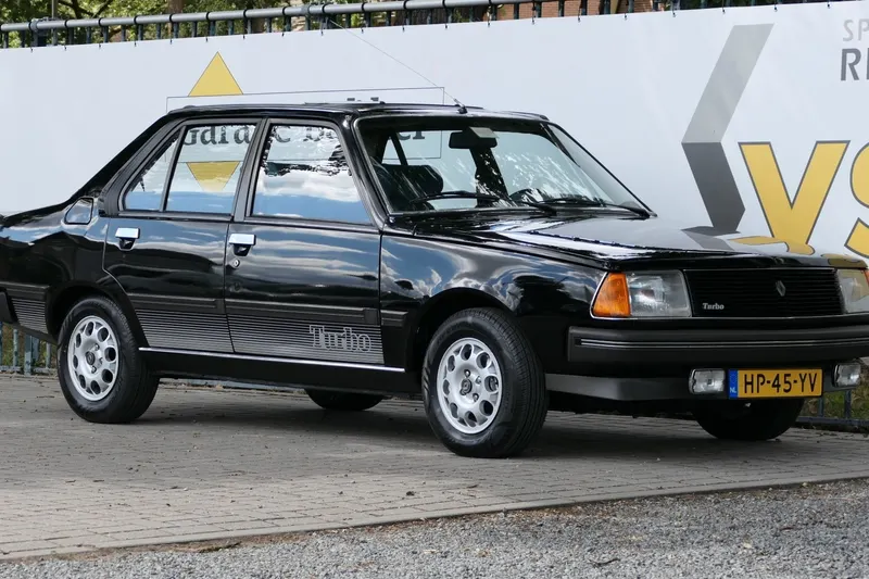 Renault 18 (1982)