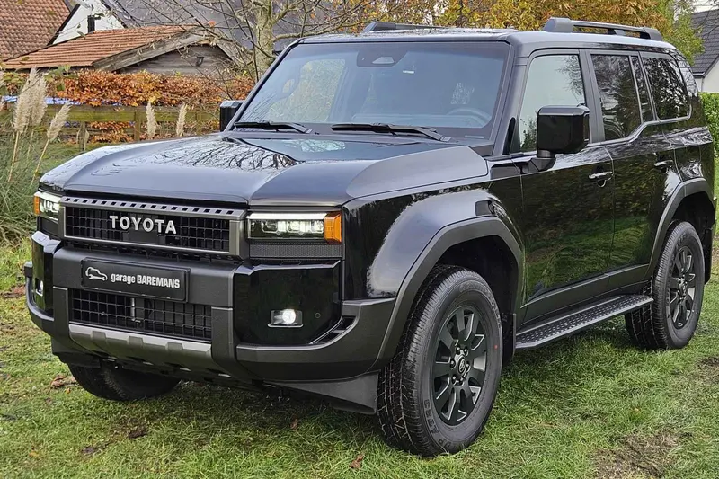 Toyota Land Cruiser (2024)