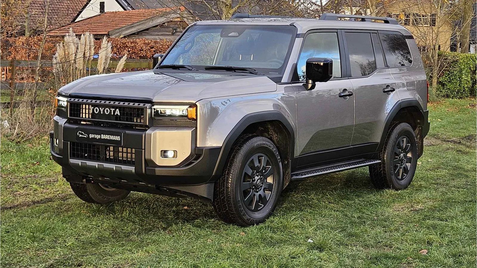 Toyota Land Cruiser (2024) — foto 1