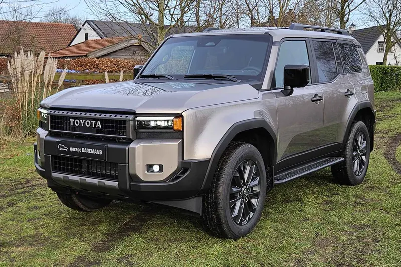 Toyota Land Cruiser (2024)