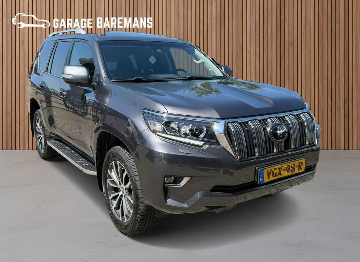Toyota Land Cruiser (2019) — foto 1