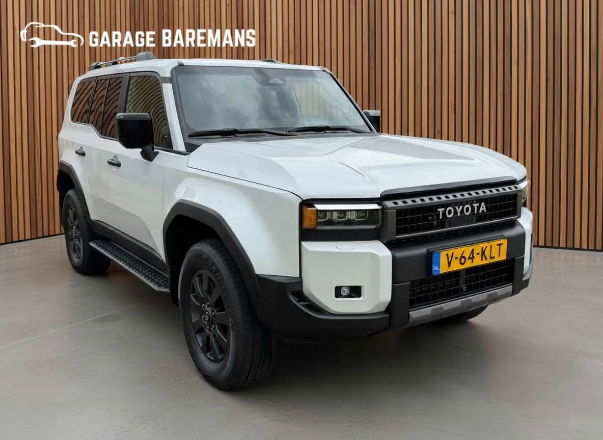 Toyota Land Cruiser (2024) — foto 1