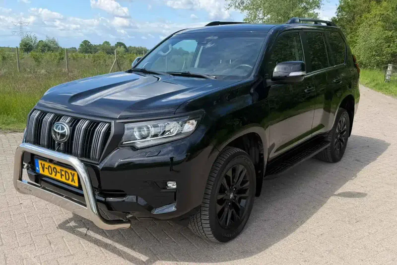 Toyota Land Cruiser (2024)