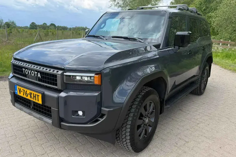 Toyota Land Cruiser (2024)