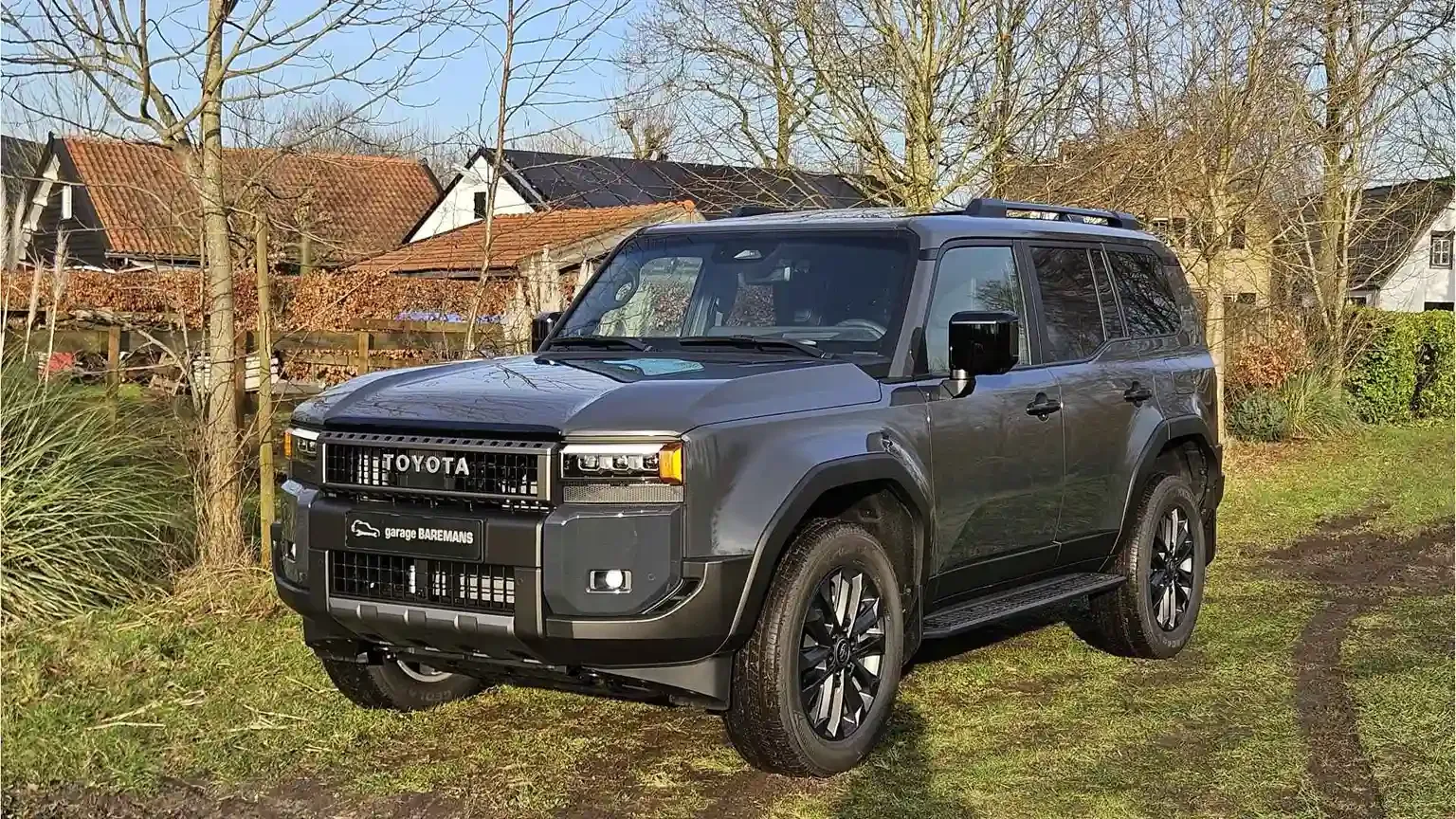 Toyota Land Cruiser (2024) — foto 1