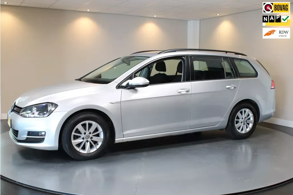 Volkswagen Golf (2016) — foto 1