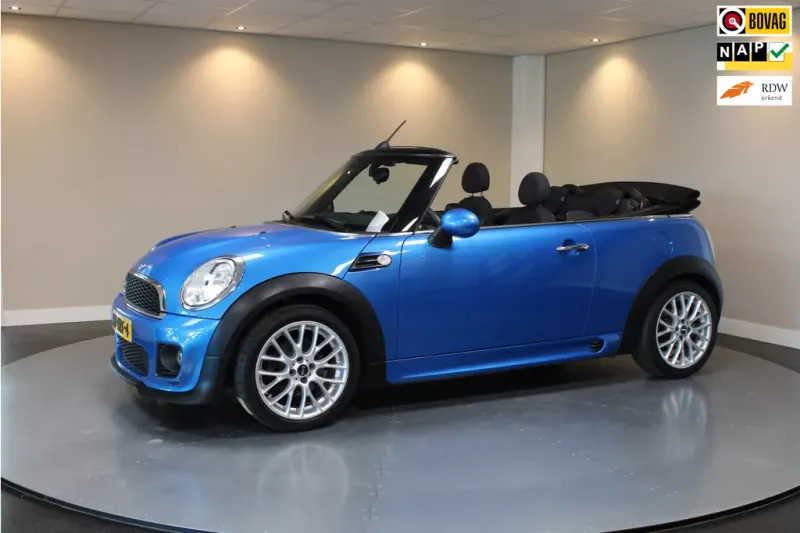 MINI Cabrio (2012)