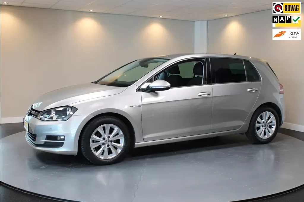 Volkswagen Golf (2017) — foto 1