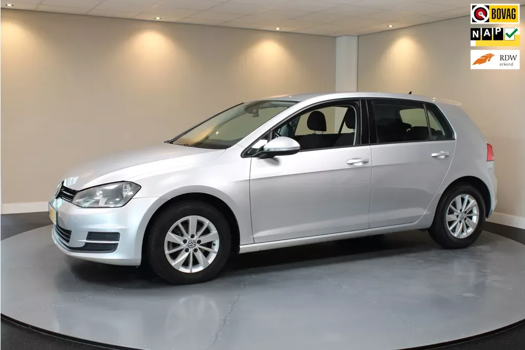 Volkswagen Golf (2013) — foto 1