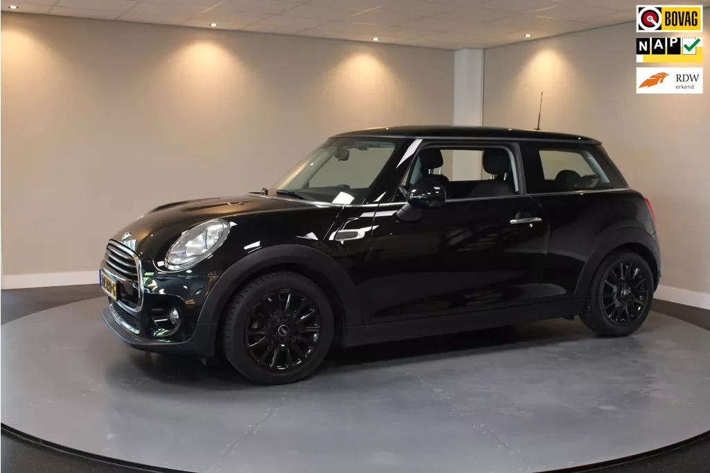 MINI Cooper (2018) — foto 1