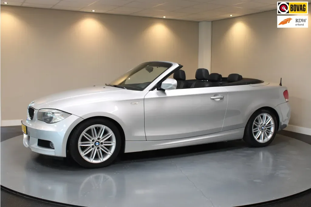 BMW 1-Serie (2011) — foto 1