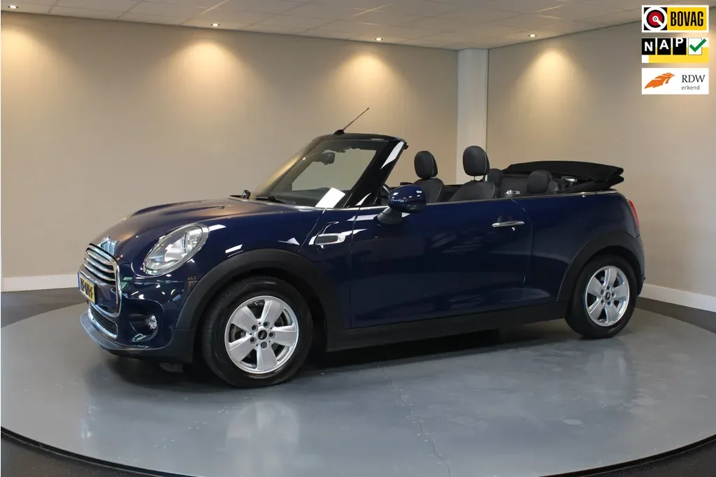 MINI Cabrio (2016) — foto 1