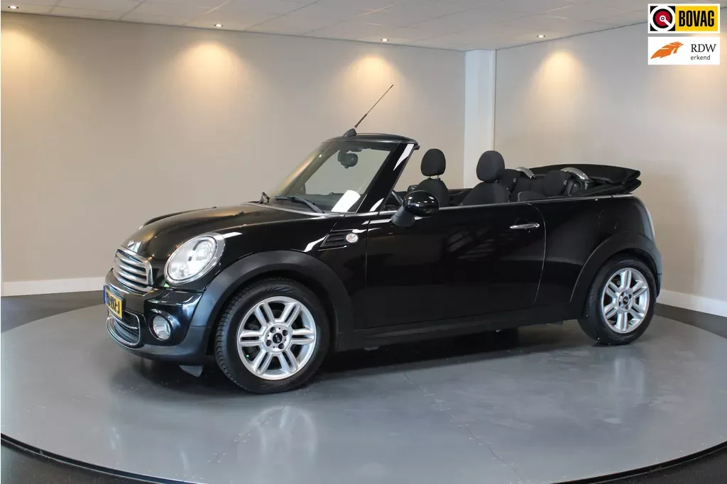 MINI Cabrio (2014) — foto 1