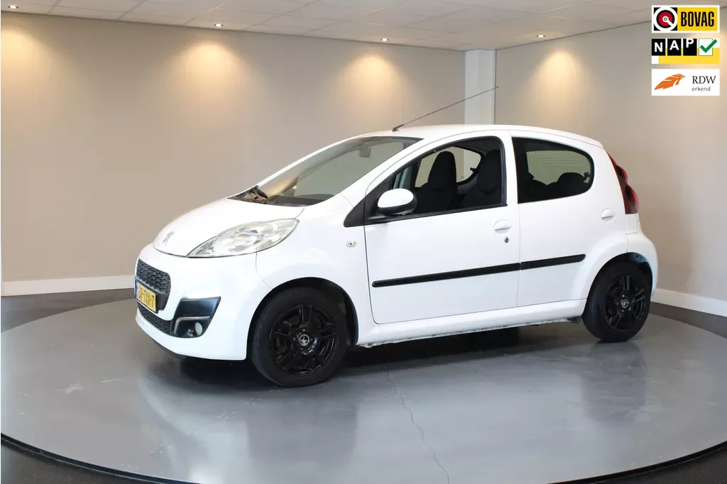 Peugeot 107 (2012) — foto 1