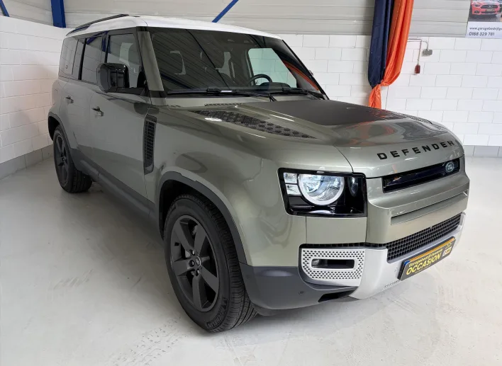 Land Rover Defender (2023) — foto 1