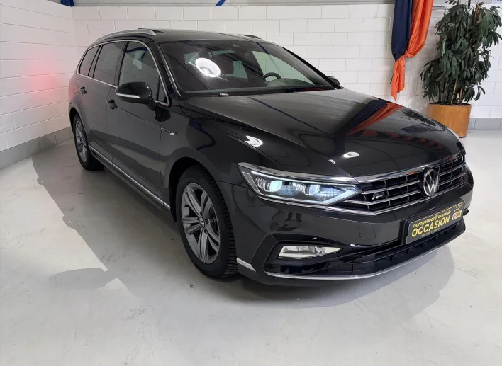 Volkswagen Passat (2020) — foto 1