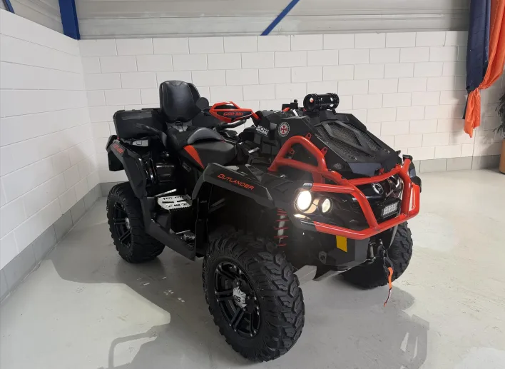 Can-Am Outlander XMR 1000 (2016) — foto 1