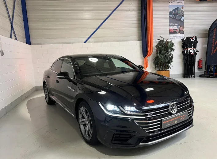 Volkswagen Arteon (2019) — foto 1