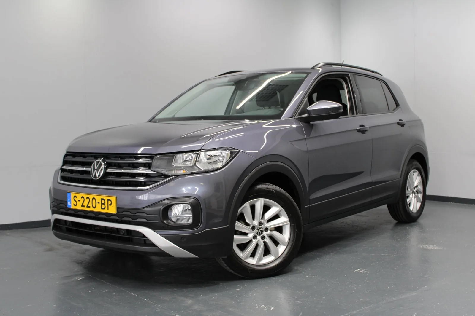 Volkswagen T-Cross (2023) — foto 1