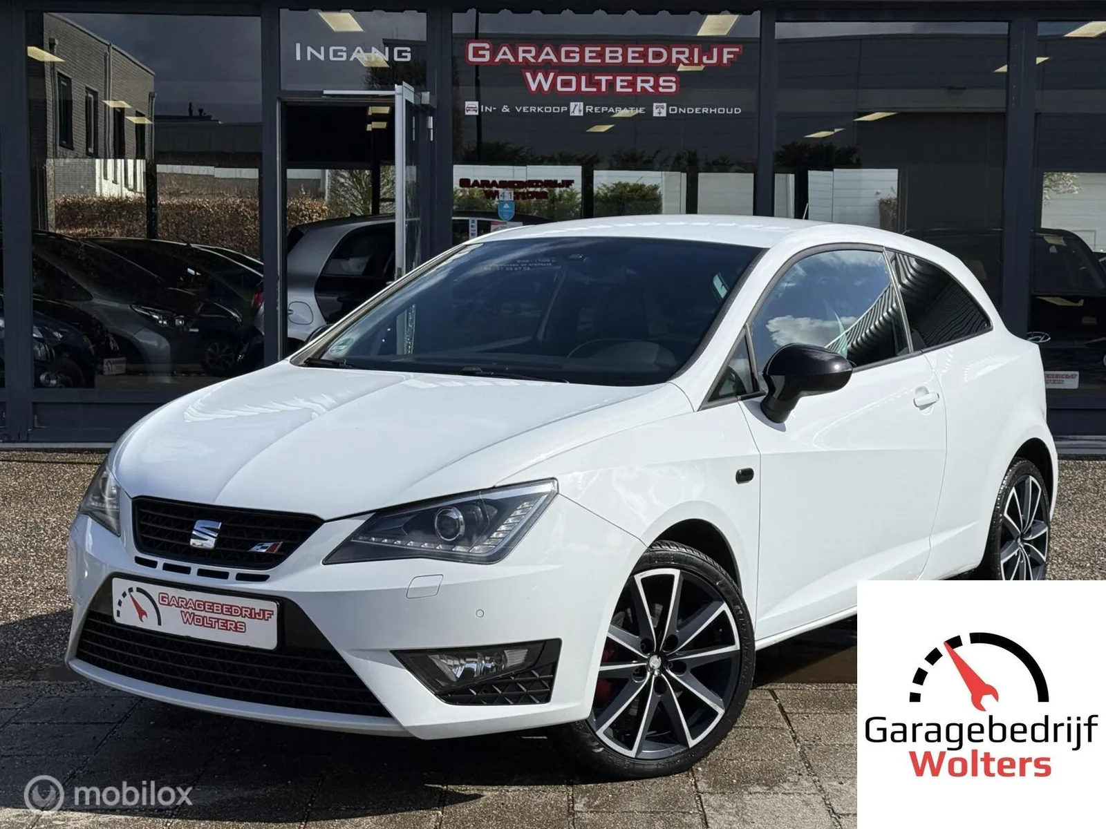SEAT Ibiza (2014) — foto 1