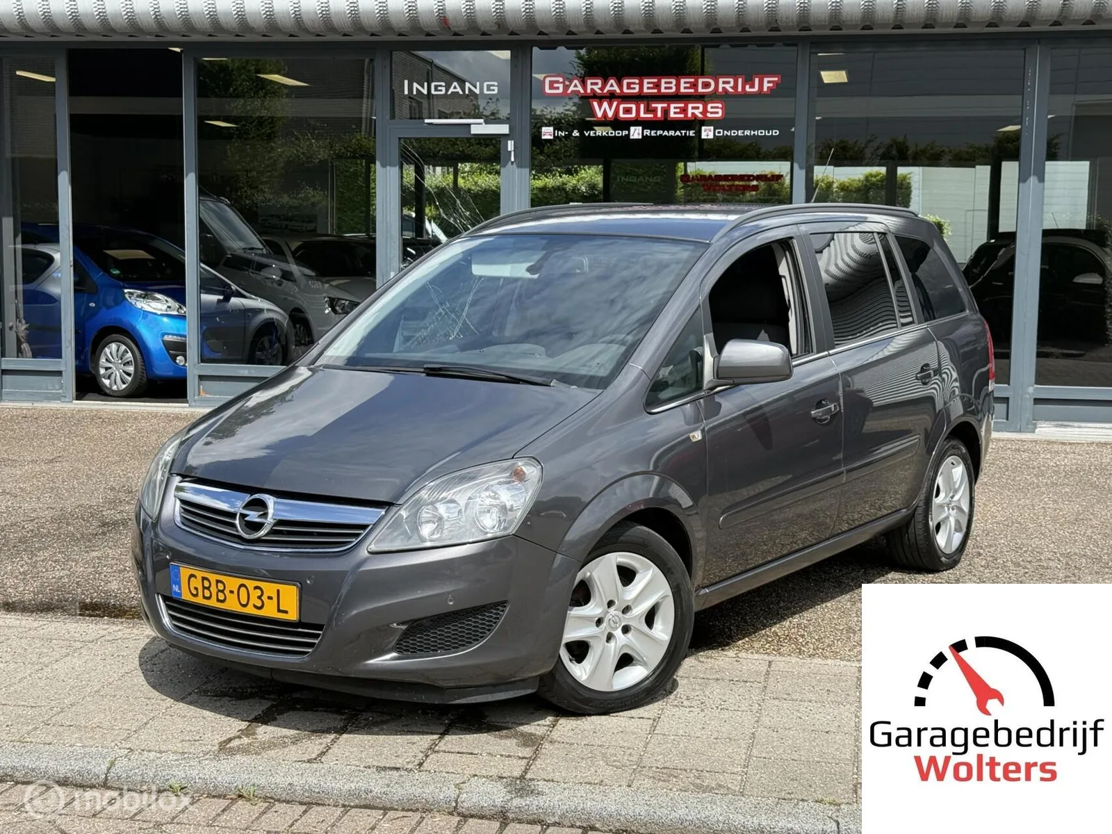 Opel Zafira (2011) — foto 1