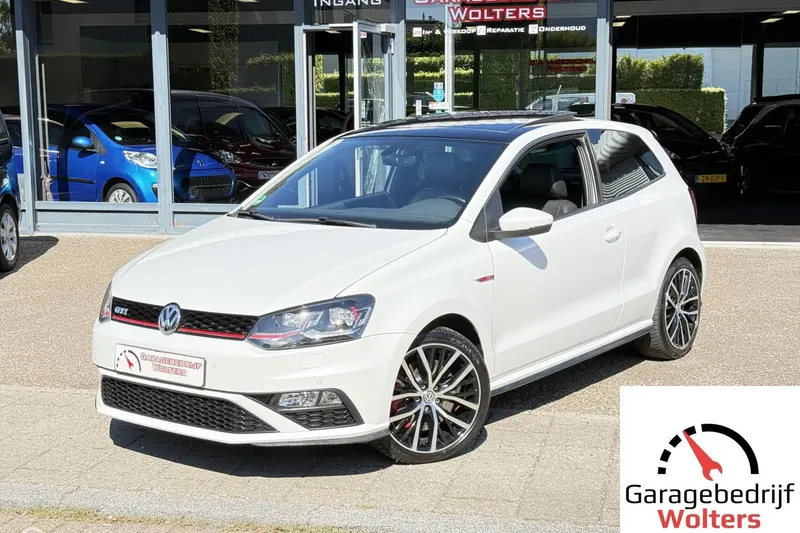 Volkswagen Polo (2015)
