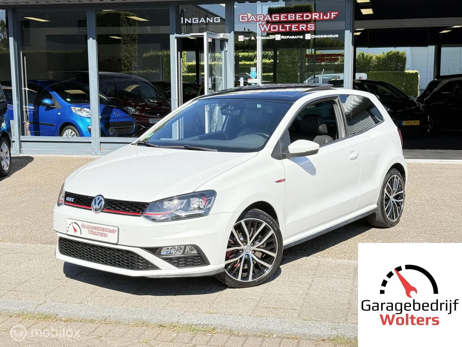 Volkswagen Polo (2015) — foto 1