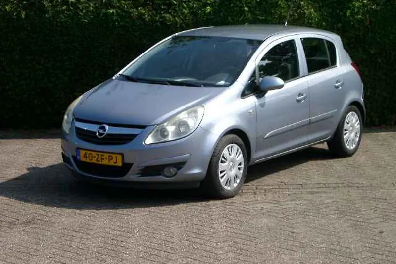 Opel Corsa (2008)