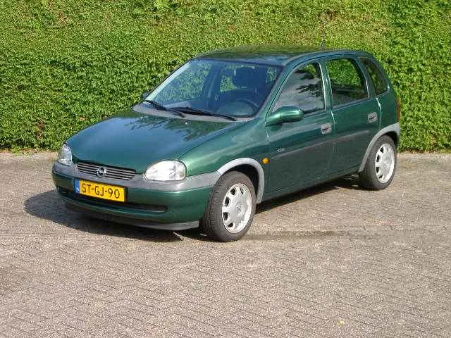 Opel Corsa (1998) — foto 1