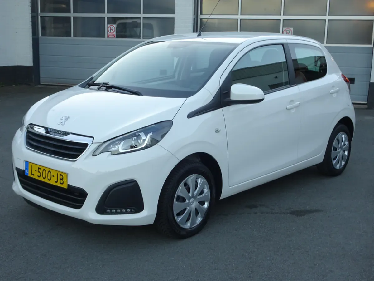 Peugeot 108 (2021) — foto 1