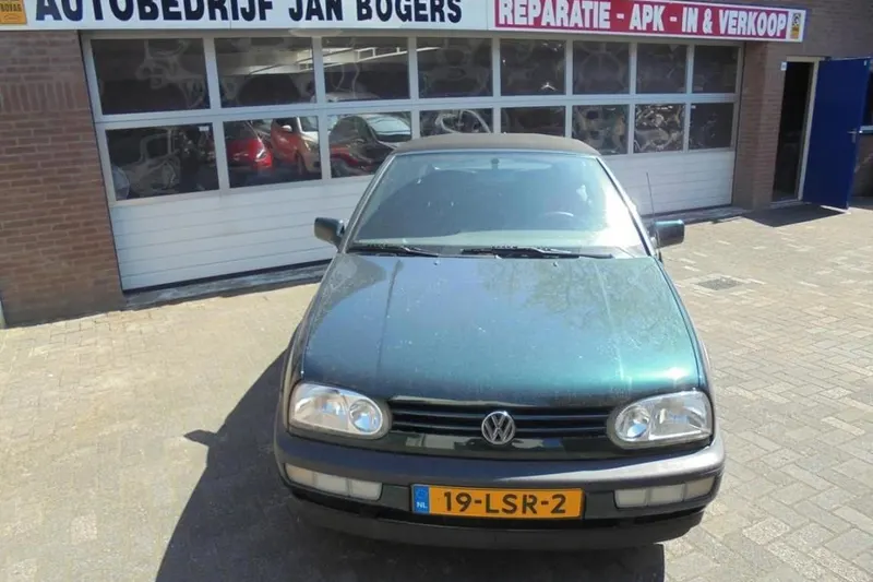 Volkswagen Golf (1994)