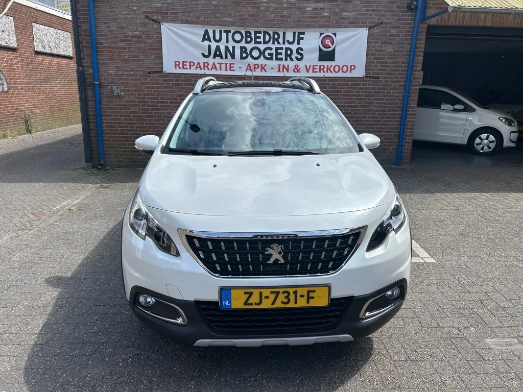 Peugeot 2008 (2019) — foto 1