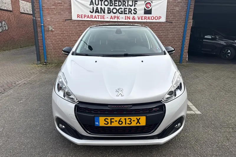 Peugeot 208 (2018)