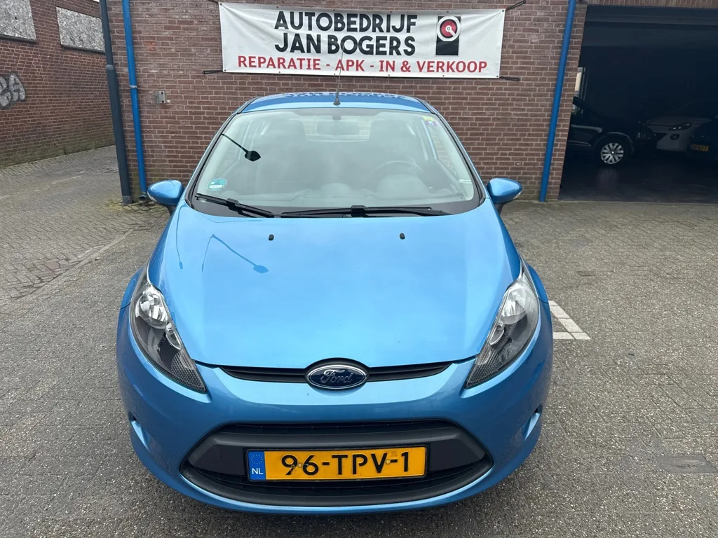 Ford Fiesta (2012) — foto 1