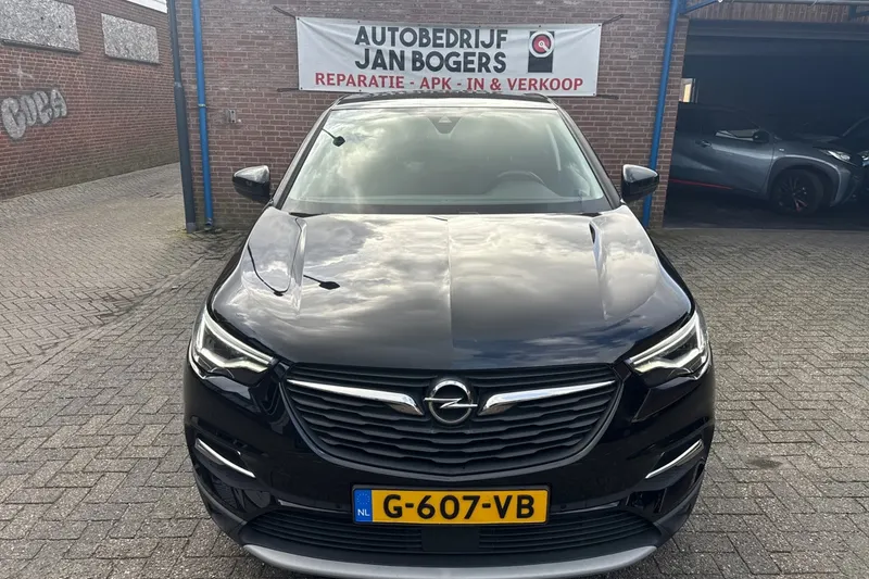 Opel Grandland (2019)