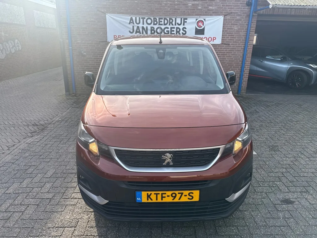 Peugeot Rifter Long (2021) — foto 1