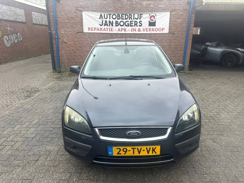 Ford Focus (2007) — foto 1