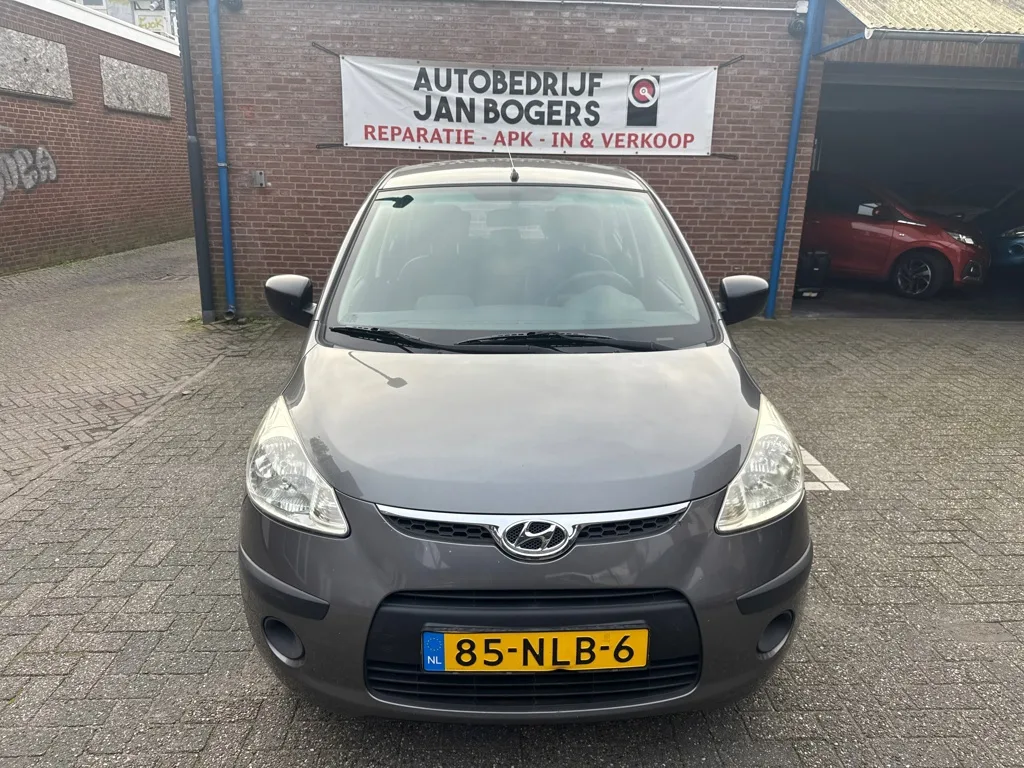 Hyundai i10 (2010) — foto 1