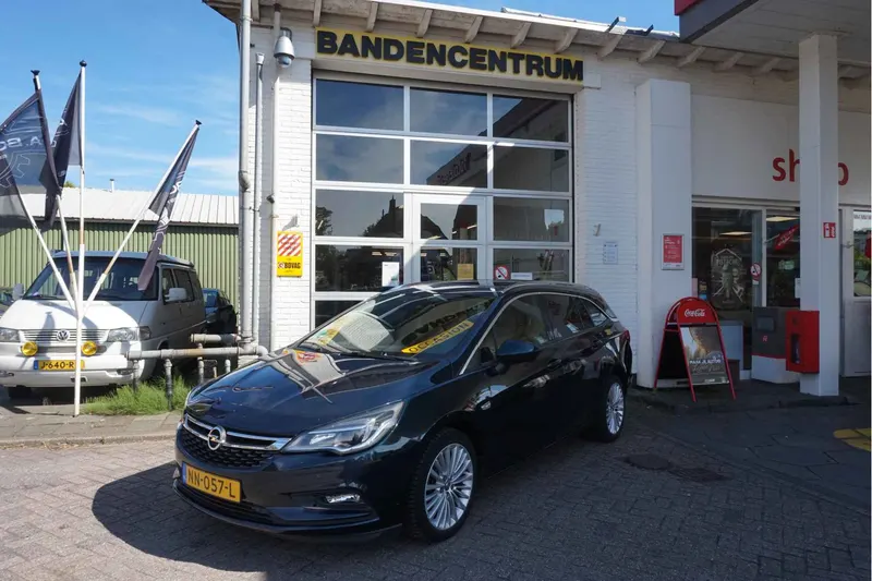 Opel Astra (2017)