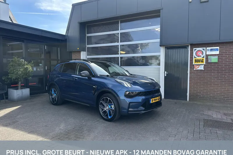 Lynk & Co 01 (2022)