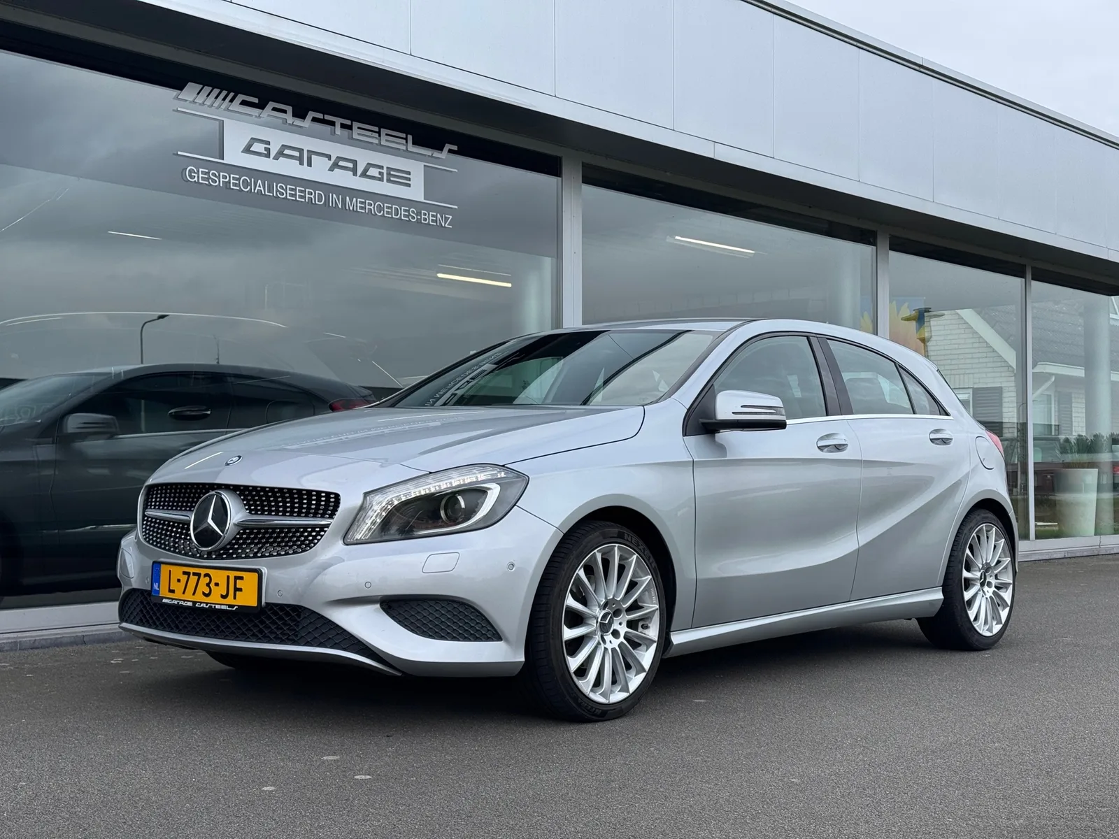 Mercedes-Benz A-Klasse (2015) — foto 1