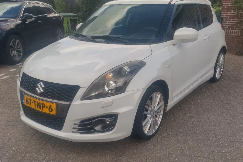 Suzuki Swift (2012)