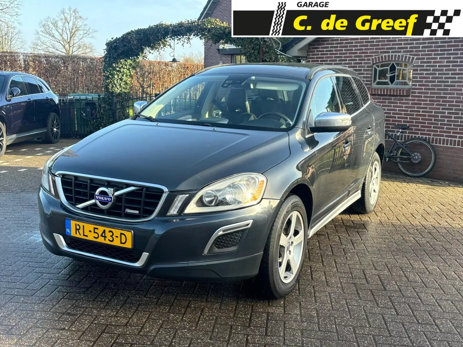 Volvo XC60 (2010) — foto 1