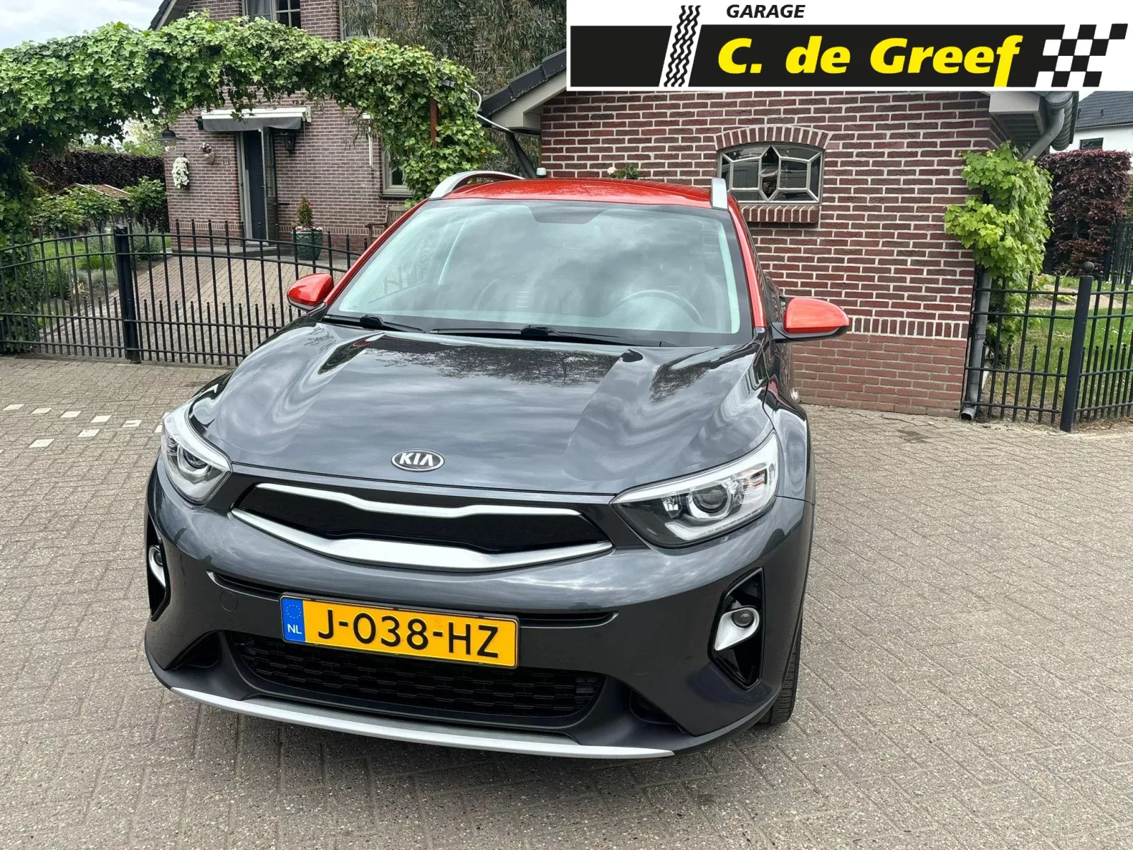 Kia Stonic (2020) — foto 1